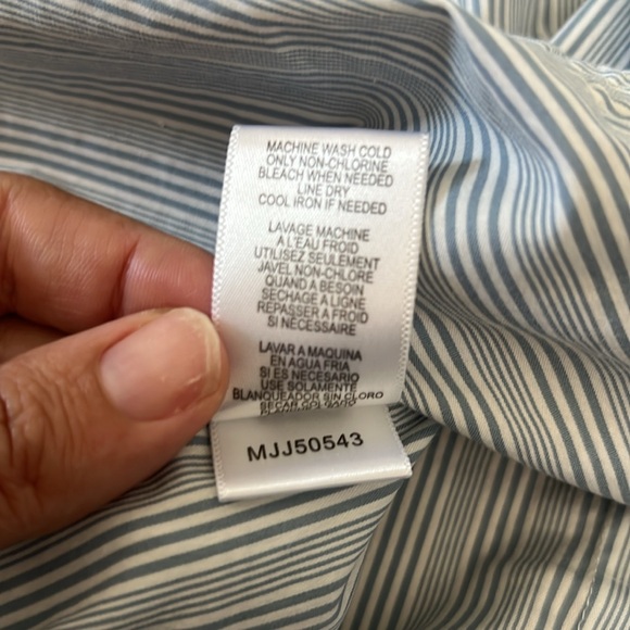 Vintage BCBGMAXAZRIA Button Down Shirt - Picture 14 of 16